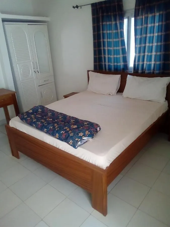 Hôtel Paradialaw Dakar 2*,
